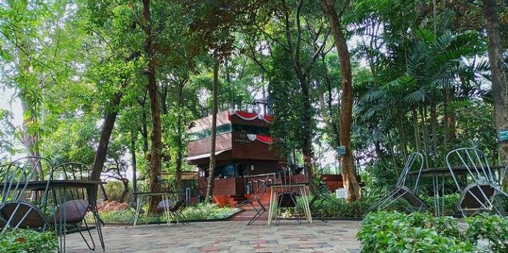 Sejuk dan Asri! 5 Kafe Outdoor Bernuansa Bogor Ini Ada di Sekitar Jakarta