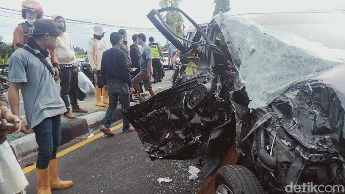 Kecelakaan beruntun di Jalan Yogya-Solo, Klaten sempat mengakibatkan kemacetan