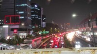 Kepadatan Km 8 (Senayan) sampai Tebet Km 3, ujar petugas call center Jasa Marga, Ema, ketika dihubungi detikcom, Jumat (12/11/2021), pukul 17.17 WIB. (Foto: Azhar/detikcom) Foto pukul 19.03 WIB.