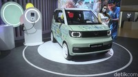 Sementara Wuling Mini EV Macaron harganya sedikit lebih tinggi, yakni di kisaran Rp 80 jutaan.  