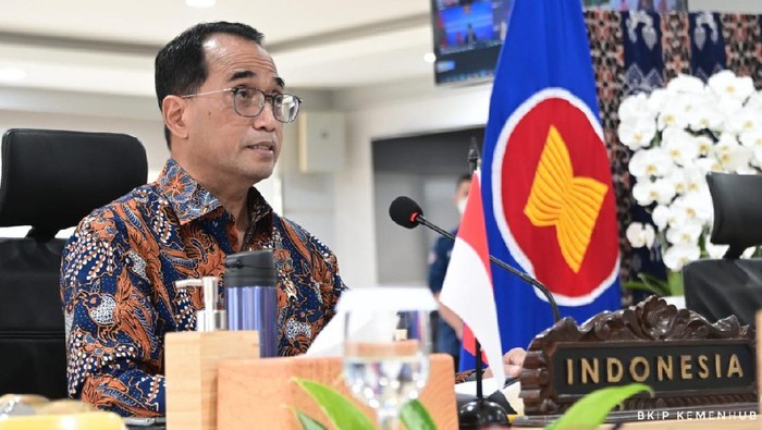 Menhub Budi Karya Sumadi