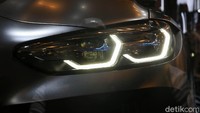 BMW M4 Competition x KITH punya keunikan pada eksterior dan interior.