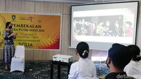 Ibu dari Jan Ethes Srinarendra itu juga memaparkan pengalamannya selama menjadi Putri Solo.