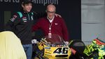 Sangar! Valentino Rossi Pamer 9 Motor Juara Dunianya