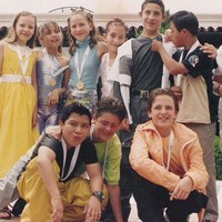 Naidelyn sendiri masih sering mengenang peran ikoniknya itu. Baru-baru ini, ia mengunggah foto kebersamaan para pemainnya yang pasti bikin kamu nostalgia.Foto: Instagram @naidelynng