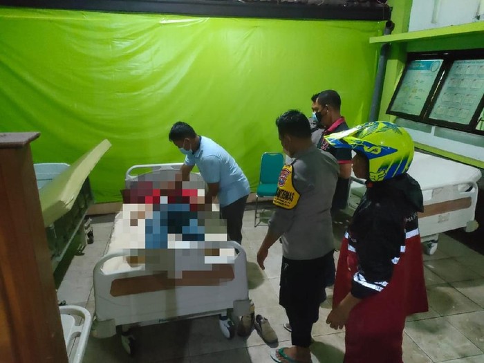 Sopir Travel Malang-Jogja meninggal mendadak