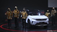 Honda SUV RS Concept dirancang sebagai mobil SUV kompak dengan memadukan karakter lebih sporty, performa berkendara yang menyenangkan serta kecanggihan teknologi.