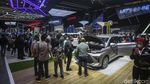 Tumpah Ruah! Seperti Ini Antusiasme Masyarakat di GIIAS 2021