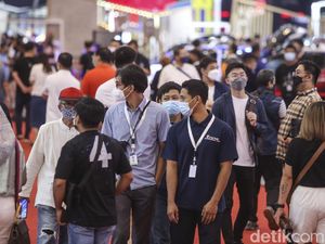 Tumpah Ruah! Seperti Ini Antusiasme Masyarakat di GIIAS 2021