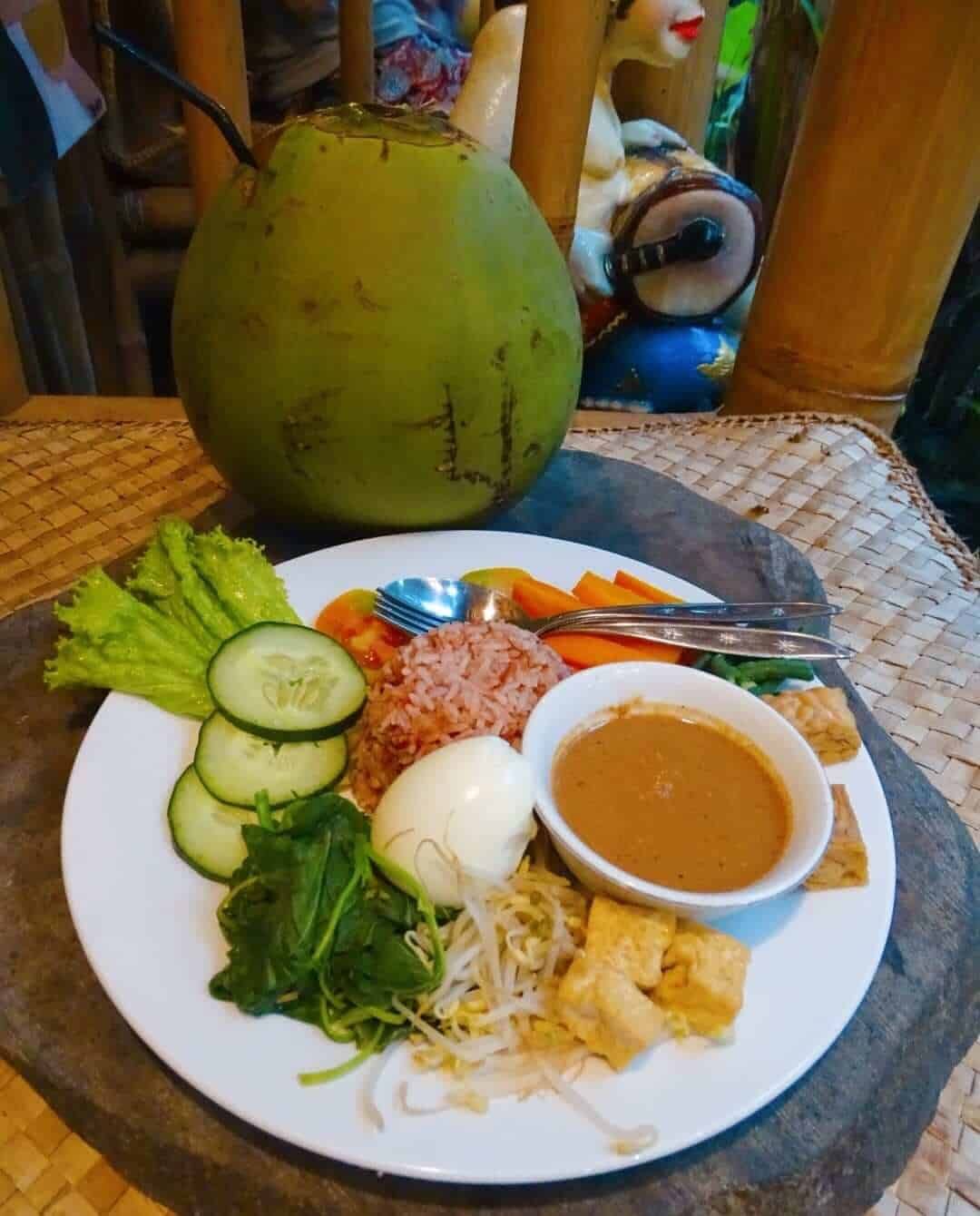 Ubud Kota Wisata Terbaik ke-4 di Dunia, Ini 7 Warung Makan yang Terkenal Enak