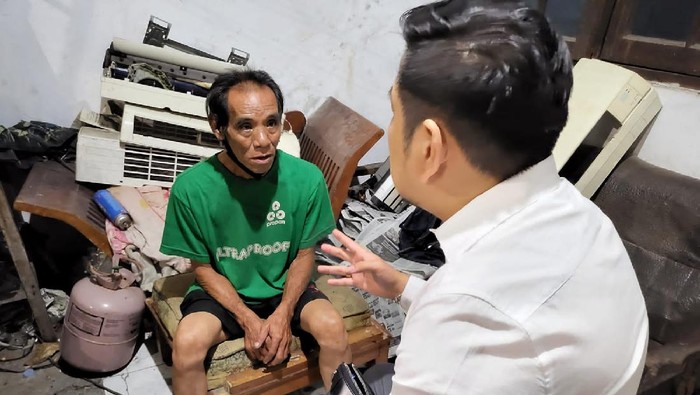 Upaya Mengusut Tuntas Mafia Tanah Polres Jakbar menetapkan terduga mafia tanah AG sebagai tersangka. Ia diduga melakukan pemalsuan akte tanah seorang tukang AC di Jakarta Barat.