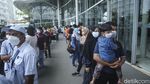 Akhir Pekan, Begini Panjangnya Antrean Masuk GIIAS 2021