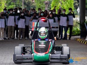 ITS Luncurkan Mobil Balap Listrik yang Siap Balapan di FSAE Japan 2022