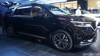 Grand Carnival sendiri hadir untuk menggantikan Kia Grand Sedona.