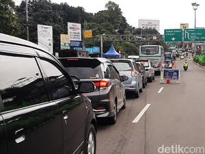 Puncak yang Selalu Ramai Plat B di Akhir Pekan, Padahal Sudah Ada GaGe