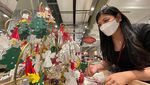 Ornamen Natal Mulai Hiasi Pusat Perbelanjaan