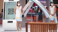 Keberadaan mereka ini menjadi strategi agen pemegang merek (APM) untuk menarik pengunjung menyambangi booth.