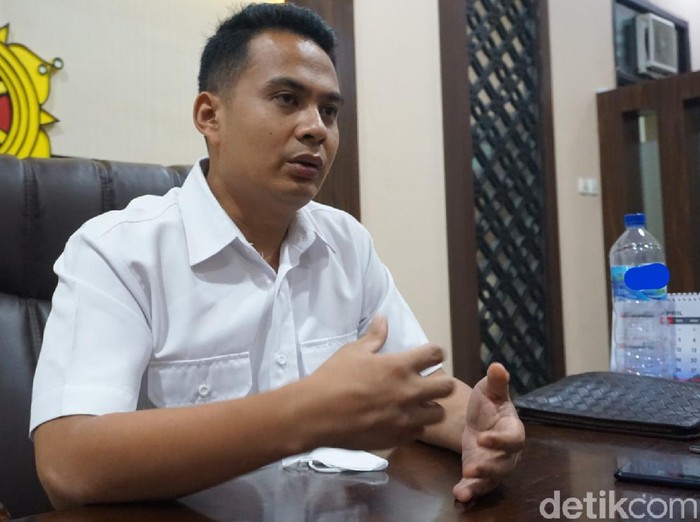 Penelusuran polisi terhadap para korban penipuan berkedok umroh murah dan investasi fiktif membuahkan hasil. Korban penipuan mencapai 232 orang dengan total kerugian Rp 2,027 miliar.