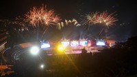 Penutupan Peparnas ke-XVI digelar di Stadion Mandala, Jayapura, Papua, Sabtu (13/11/2021). Antara Foto/Raisan Al Farisi.