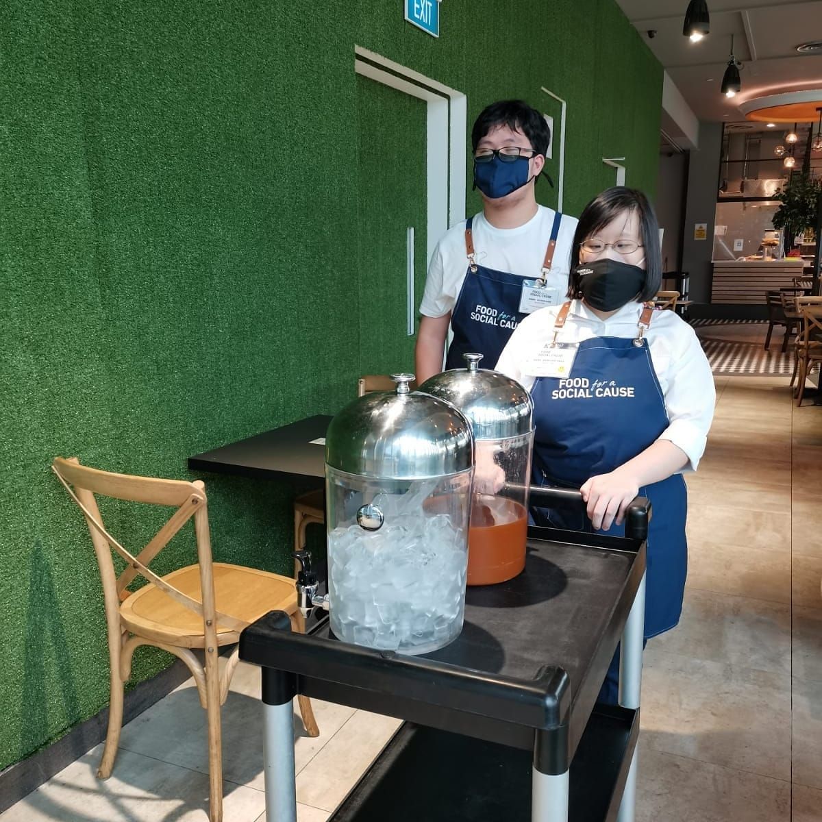 Restoran di Singapura Pekerjakan Pegawai Berkebutuhan Khusus