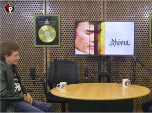 Dua Raja Bertemu! Rhoma Irama-Ahmad Albar, Rambut Kribo hingga Rocker Salat