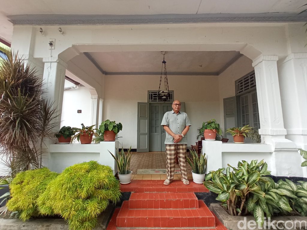 Rumah belanda di Depok