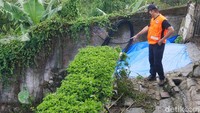BPBD KBB sudah berkoordinasi dengan Polres Cimahi untuk melakukan penutupan ruas Jalan Kolonel Masturi mengantisipasi terjadinya longsor susulan.