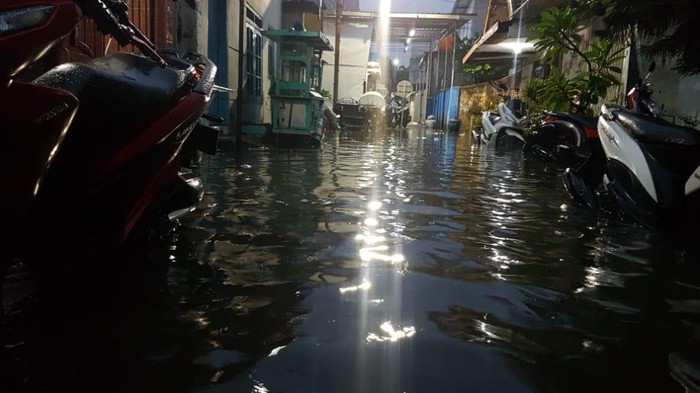 banjir di surabaya