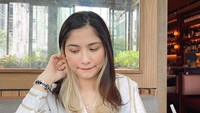 Namun sayang, belakangan hubungan mereka renggang karena Faye disebut-sebut telah menjebak almh Vanessa Angel ke dalam prostitusi online di Surabaya. Foto: Instagram @fayenicolee_