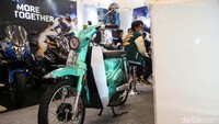 Desain motor bebek klasik ini juga seperti Honda Super Cub.