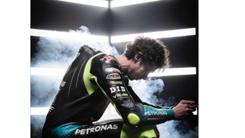 Meme paling banyak dishare adalah foto keren dari akun official MotoGP. The Last Dance jadi trending topic di Twitter dengan 16 ribu Tweet. Foto: (Twitter)