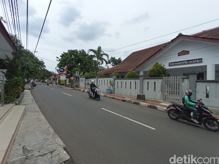 Peninggalan rumah Belanda di Depok Lama