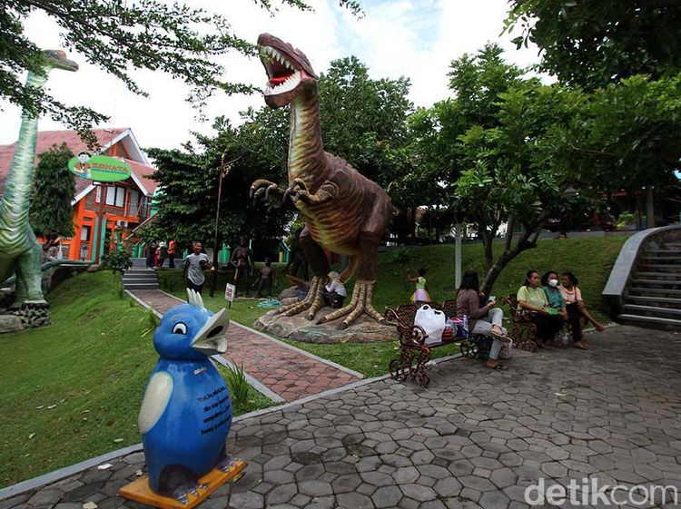 Potret Taman Cerdas Solo yang Mulai Ramai Pengunjung