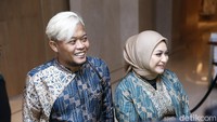 Dengan malas, ia menegaskan nasib mereka bukan urusannya lagi. Foto: (pool/Noel/detikfoto)