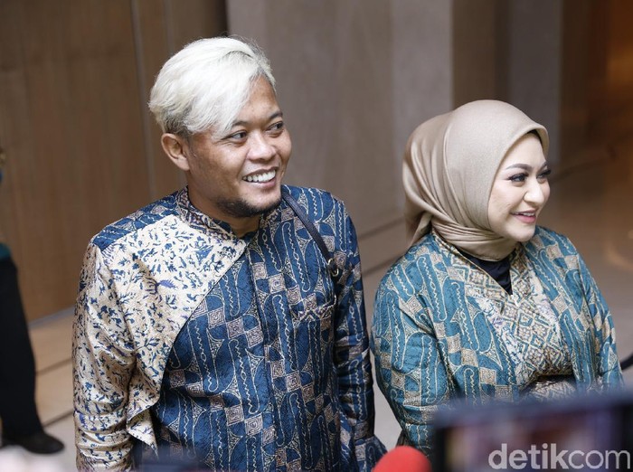 Sule dan Natalie Holscher