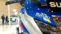 Bagian depan juga sudah dibekali teknologi terkini, seperti LED headlight. Foto: Ridwan Arifin
