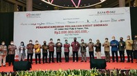 Tingkatkan sinergi dan kolaborasi, PT Bank DKI bersama PT Indah Kiat Pulp & Paper, Tbk (INKP) melakukan penandatanganan perjanjian kredit investasi secara sindikasi senilai Rp 2 triliun dengan melibatkan 12 Bank Pembangunan Daerah Seluruh Indonesia (BPD SI) lainnya yakni Bank Sumut, Bank Jatim, Bank Nagari, Bank Sumsel Babel, Bank Maluku Malut, Bank Papua, Bank Kalteng, Bank Sulselbar, Bank Kalsel, Bank Bengkulu, Bank NTT dan Bank SulutGo.