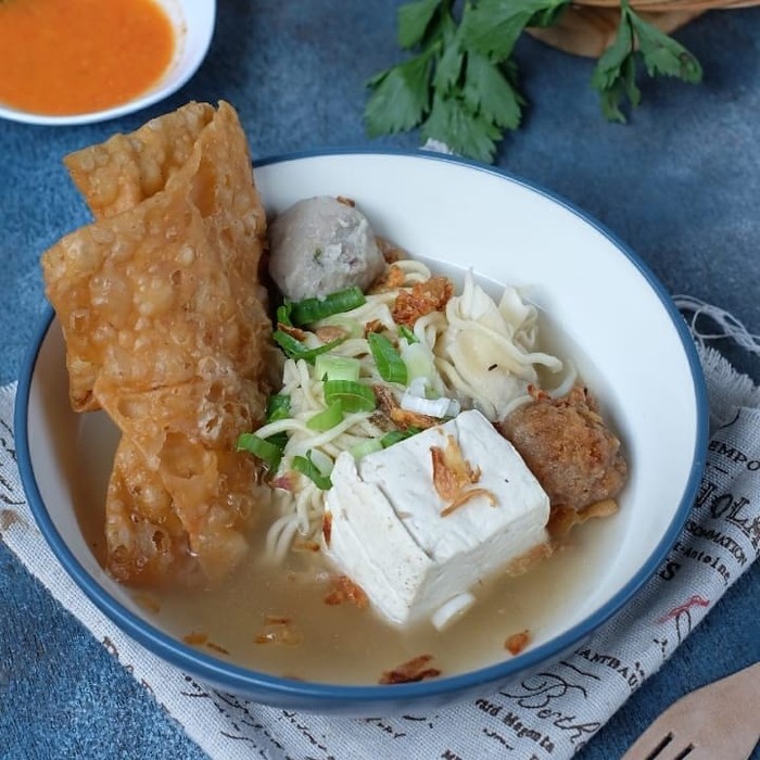 Bakso Malang Bakso Malang yang Gurih Hangat Rp 15.000-an