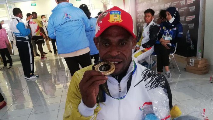 Dapiel Bayage, atlet para-atletik pemecah rekor nasional.