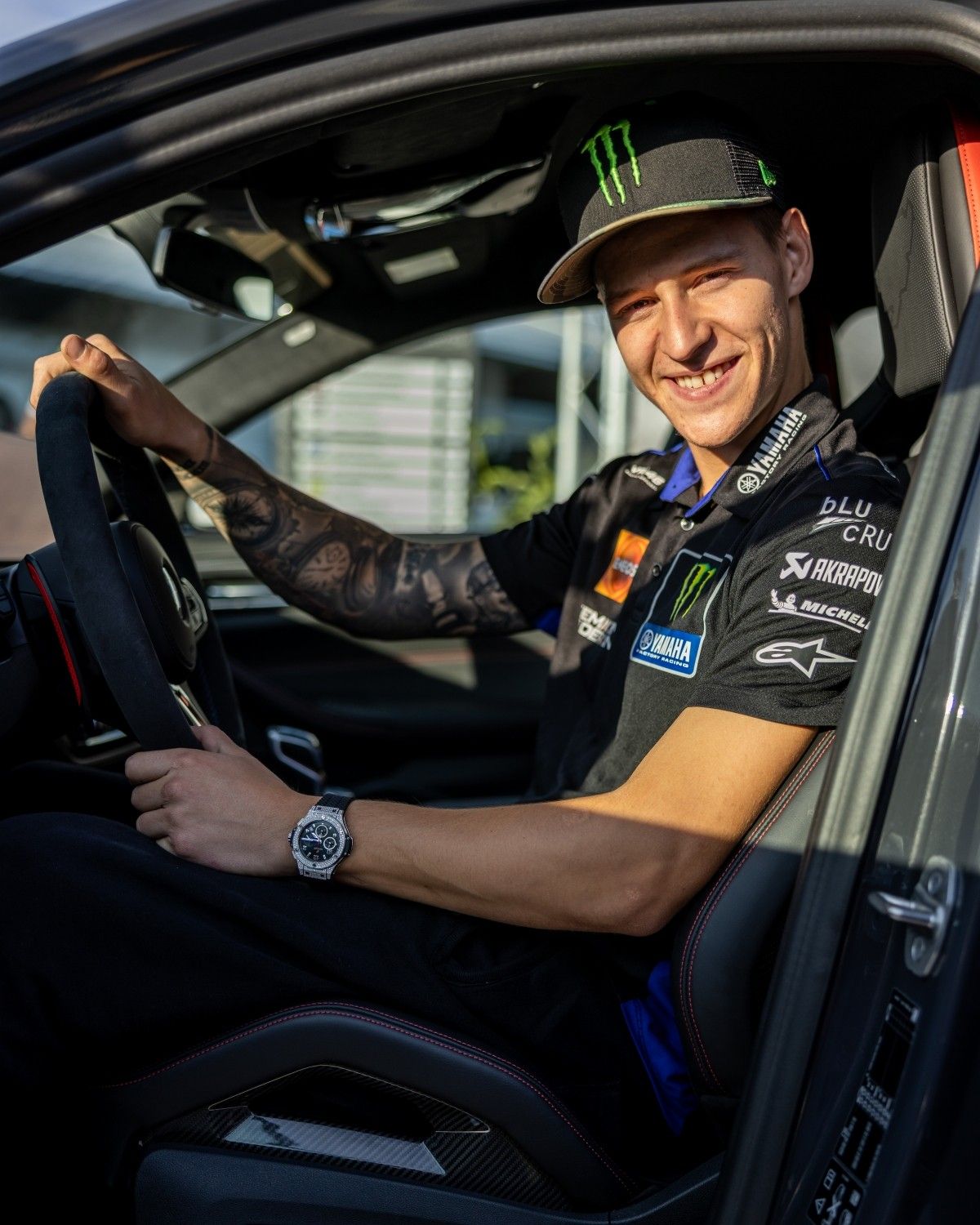 Fabio Quartararo Dapat Hadiah BMW M5 CS