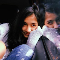 Faye sendiri sebelumnya diketahui memiliki hubungan yang cukup dekat dengan mendiang Vanessa Angel. Saat foto Vanessa yang sedang mandi tersebar, Faye disebut-sebut menjadi satu-satunya orang yang sedang bersama Vanessa saat itu. Hal itu sempat diungkapkan oleh almarhum Bibi dalam sebuah acara televisi. Foto: Instagram/@fayenicolee_