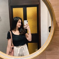 Faye Nicole sendiri menjadi salah satu selebriti yang cukup banyak memerankan FTV. Persahabatannya dengan Vanessa Angel mulai renggang usai Faye disebut menjebak Vanessa dalam kasus prostitusai. Foto: Instagram/@fayenicolee_