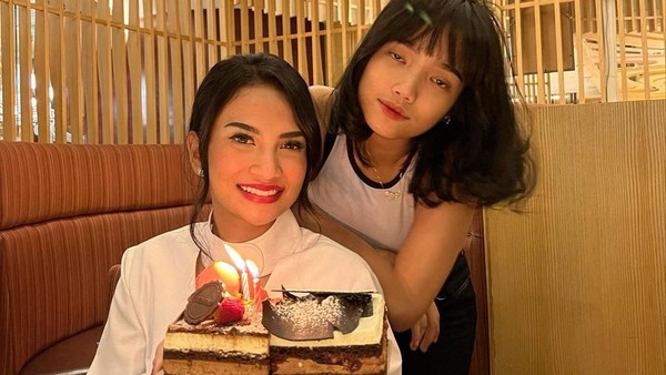 Momen Fuji Rayakan Ultah Bareng Mendiang Vanessa Angel dan Febri Andriansyah