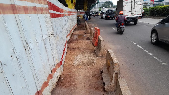 Galian di Jl MT Haryono telah selesai dikerjakan.