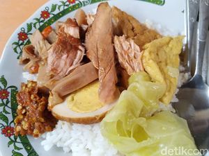 Gurih Pedas! Ini Gudeg Meduran khas Blitar Buat Sarapan