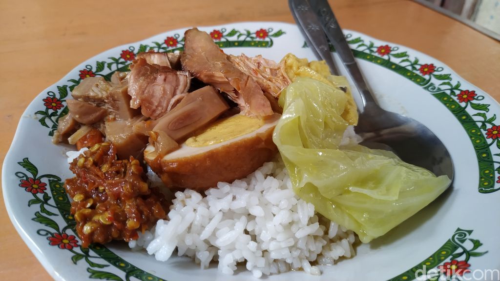 Gurih Pedas! Ini Gudeg Meduran khas Blitar Buat Sarapan