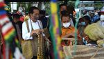 Momen Jokowi Beli Noken Papua hingga Hadiahkan ke Menlu Selandia Baru