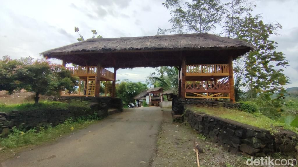 Kampung Adat Kuta Ciamis, Pertahankan Tradisi hingga Rumah Anti Gempa