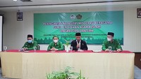 Pentingnya peningkatan kapasitas moderasi beragama di lingkungan sekolah, sebab disitulah pengenalan budaya washatiyah dan nilai-nilai pancasila. Sebagus apapun fasiltas sekolah, sebaik apapun kurikulumnya, semahal apapun biaya sekolahnya, jika gurunya tidak kompeten maka akan sia-sia. 