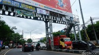 Dalam survei, nama Anies selalu muncul di bursa Capres selain nama Menhan Prabowo Subianto dan Gubernur Jateng Ganjar Pranowo.